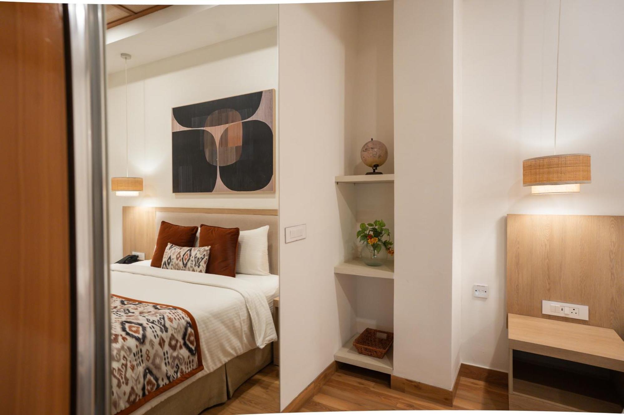 Ar Suites Klj Square Γκουργκάον Εξωτερικό φωτογραφία