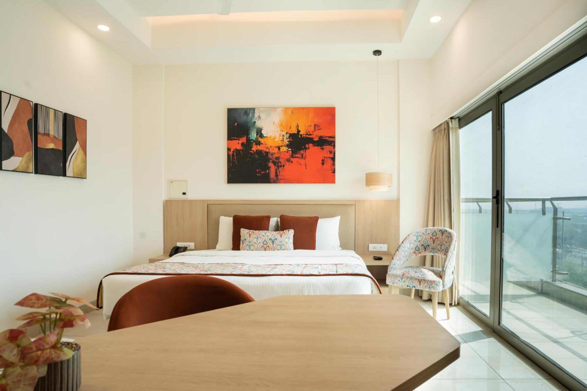 Ar Suites Klj Square Γκουργκάον Εξωτερικό φωτογραφία