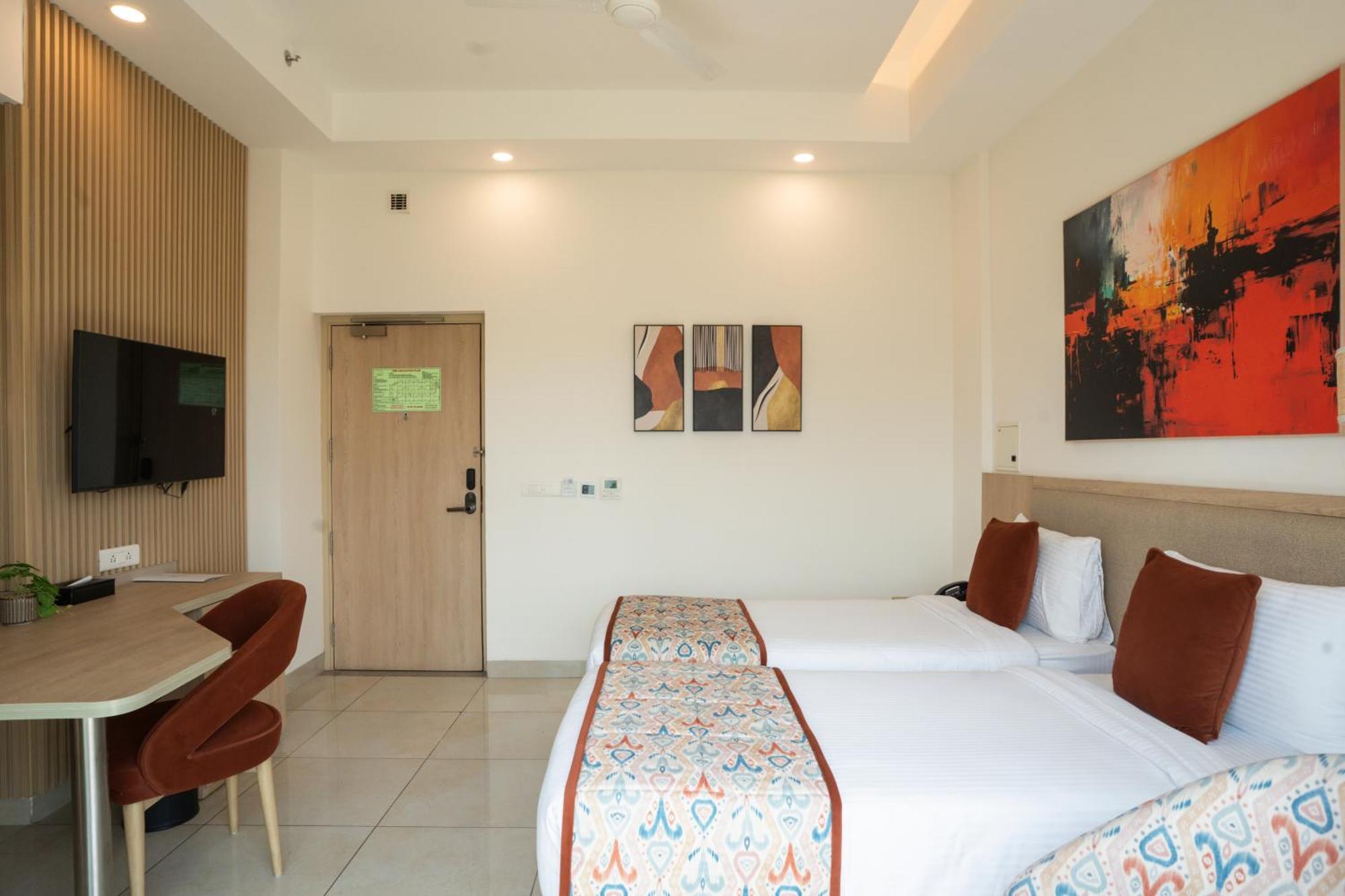 Ar Suites Klj Square Γκουργκάον Εξωτερικό φωτογραφία